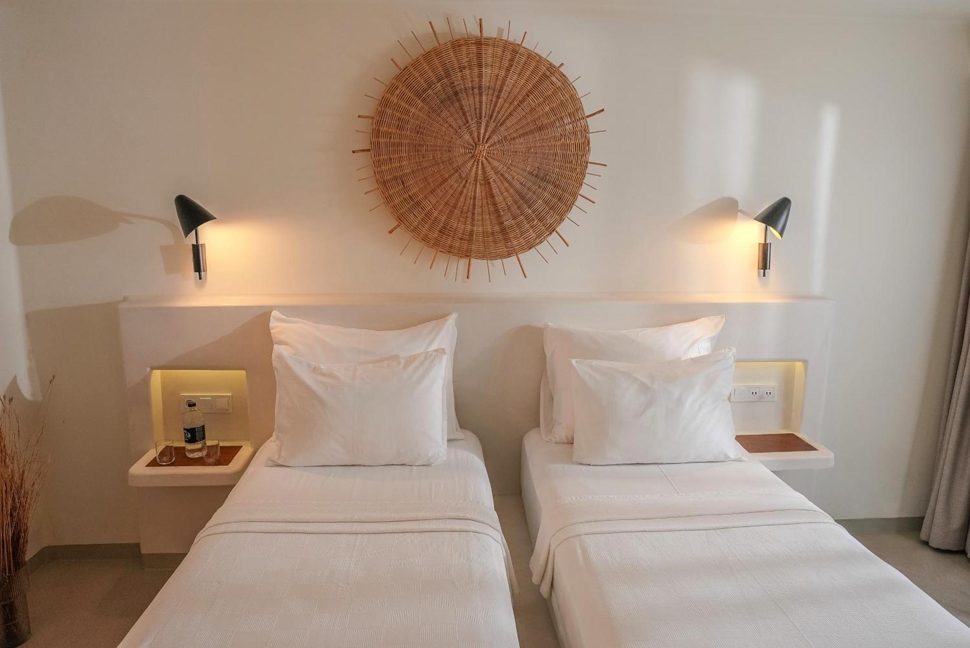 Pilos Suites Turunç Esterno foto