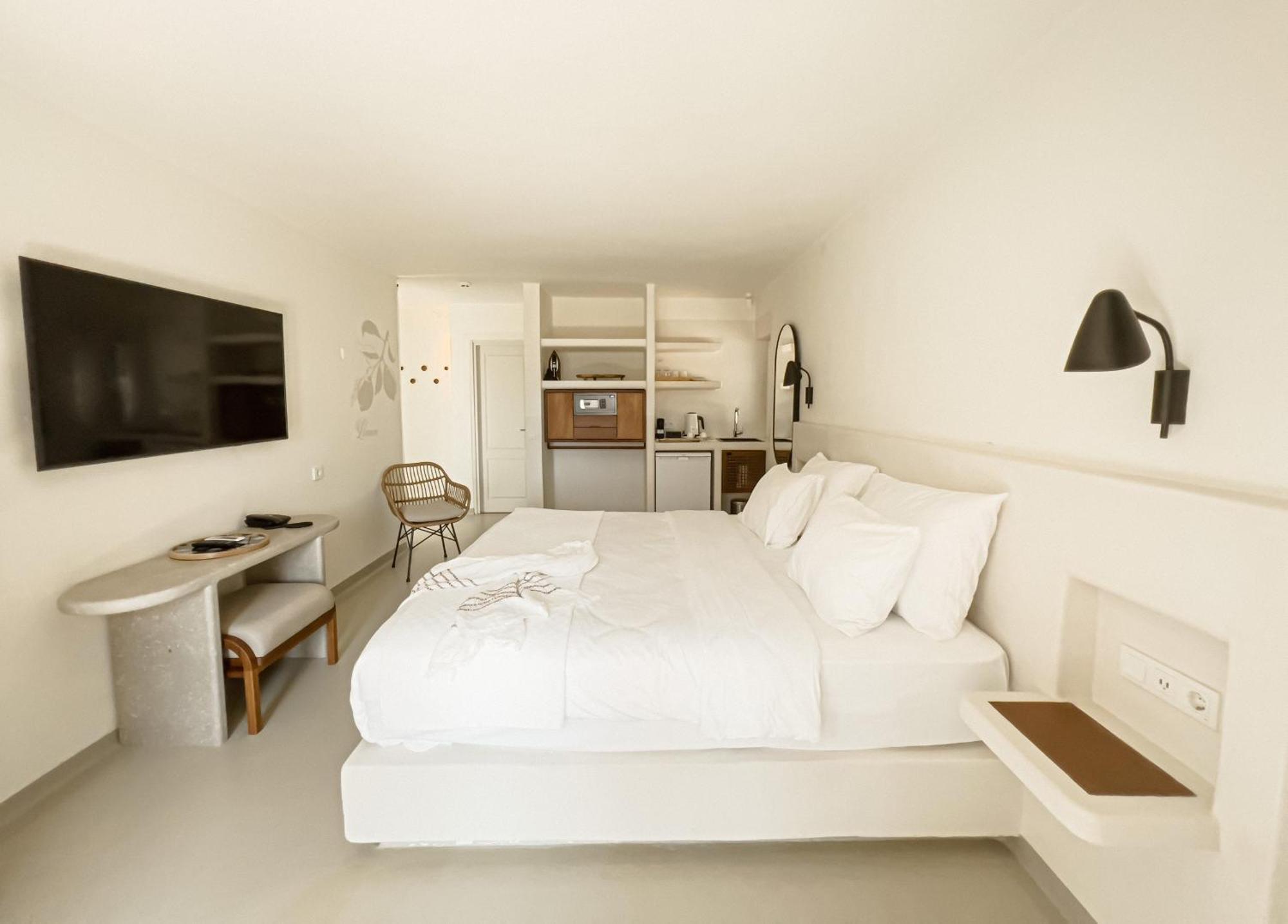 Pilos Suites Turunç Esterno foto